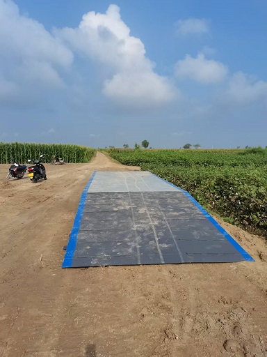 鋼構(gòu)坡道+鋼構(gòu)基礎30噸2.5*6米地磅